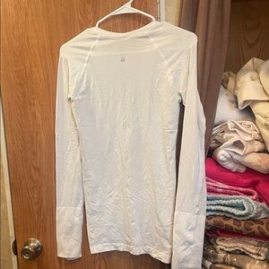 lululemon athletica White Long Sleeve Top